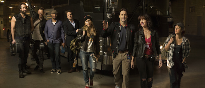 Peter Cambor as Milo, Colson Baker as Wes, Finesse Mitchell as Harvey, Rafe Spall as Reg, Imogen Poots as Kelly Ann, Luke Wilson as Bill Hanson, Carla Gugino as Shelli Anderson and Keisha Castle-Hughes as Donna in Roadies. Photo: Courtesy of SHOWTIME