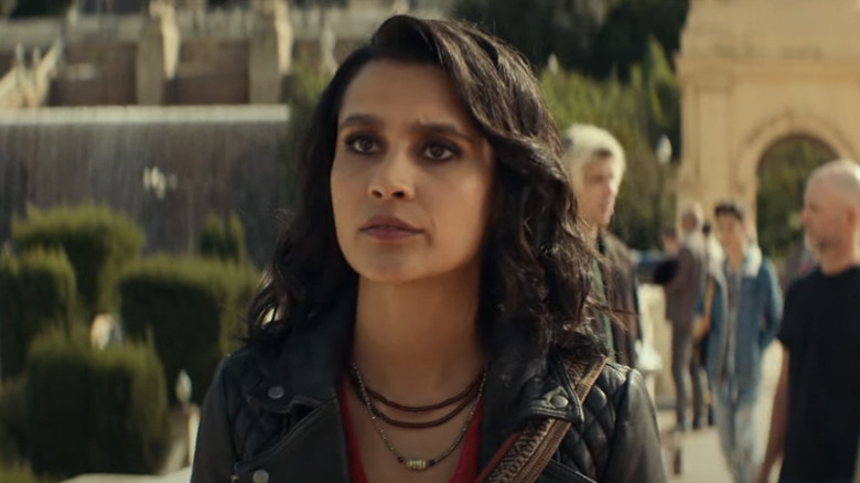 Sophia Ali as Chloe Frazer