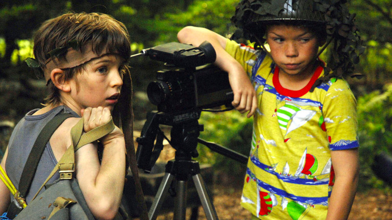 Bill Milner as Will with Will Poulter as Lee