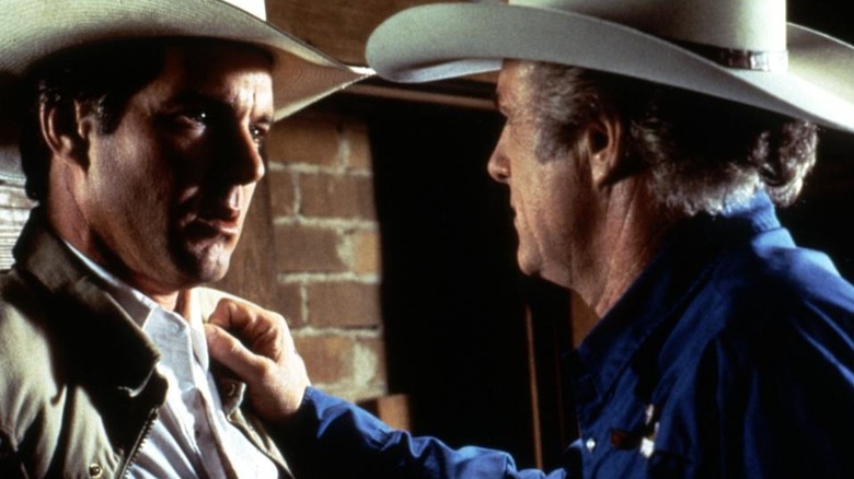 Dennis Quaid and James Caan in Flesh and Bone