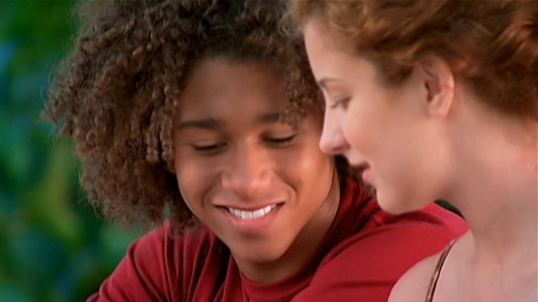 Flight 29 Down: Nathan (Corbin Bleu) and Daley (Hallee Hirsch) sharing a sweet moment