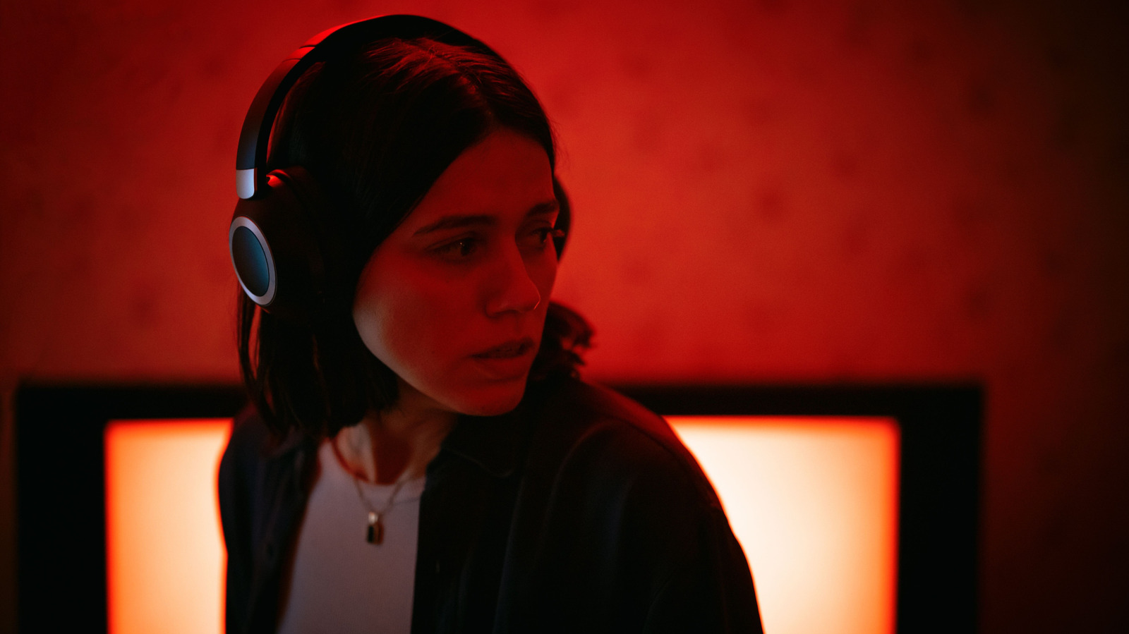 Undertone Review: This Podcast Horror Movie From A24 Is Genuinely Scary