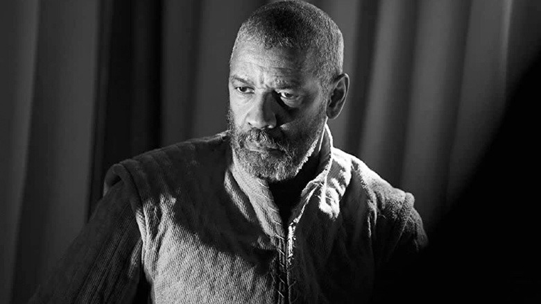 Denzel Washington looking solemn in Tragedy of Macbeth