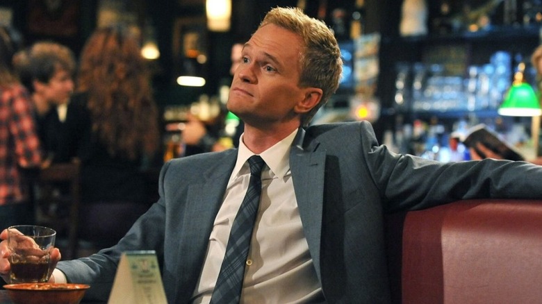 Niel Patrick Harris bar drinking