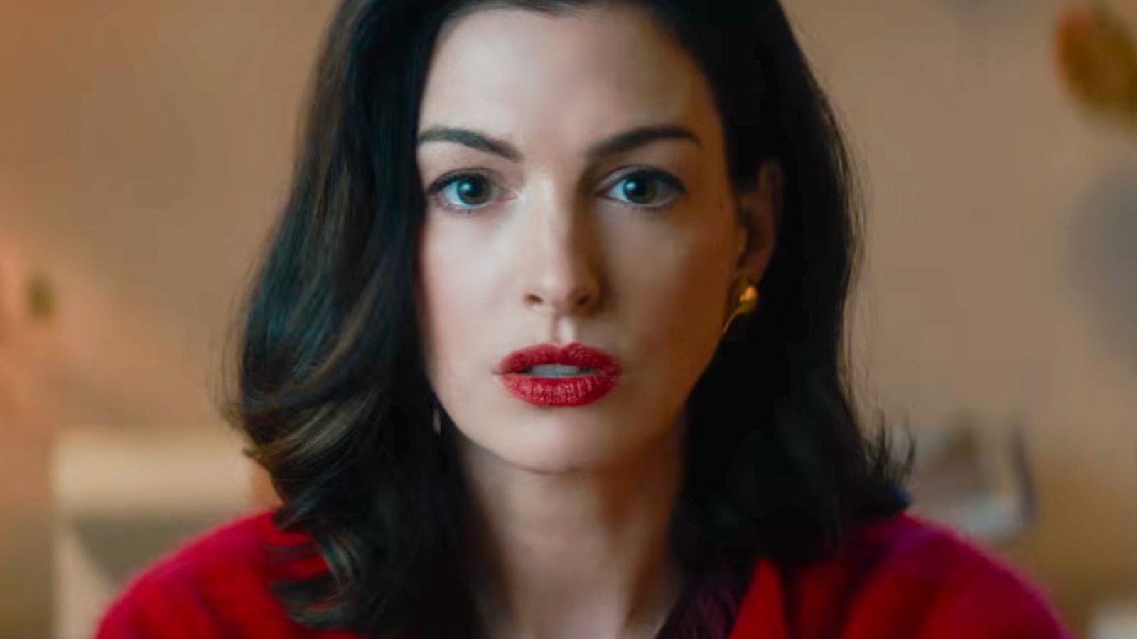 Anne Hathaway and Dakota Johnson star in Verity film adaptation - News Directory 3