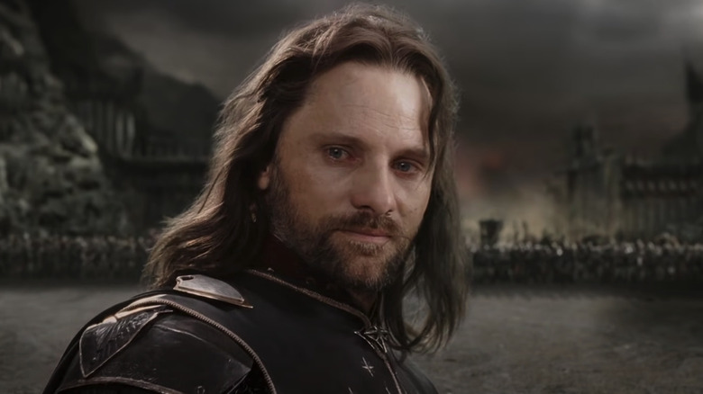 Aragorn in armor in front of the Black Gates in The Lord of the Rings: The Return of the King