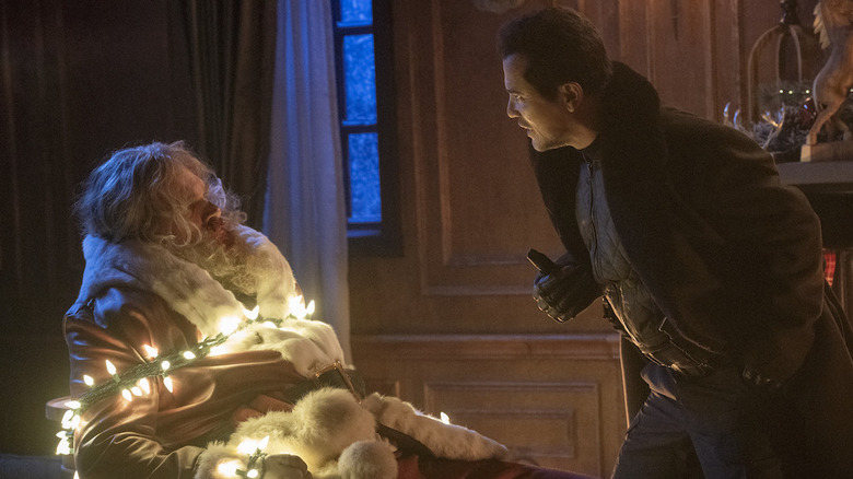 David Harbour and John Leguizamo as Santa and Mr. Scrooge in Violent Night