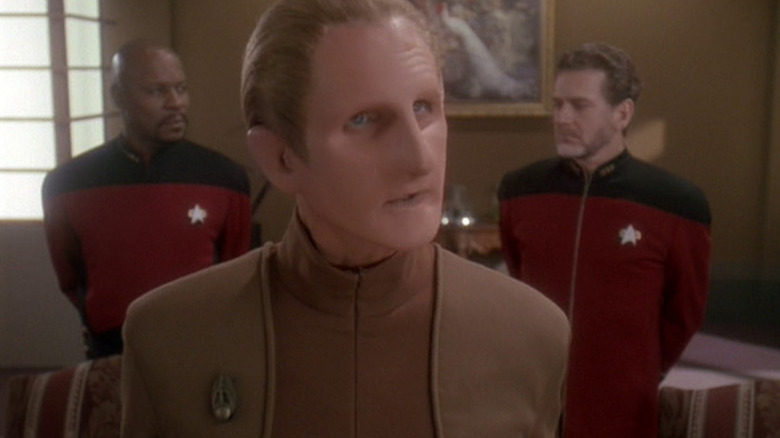 Sisko, Odo, and Admiral Layton in an office on Star Trek: Deep Space Nine