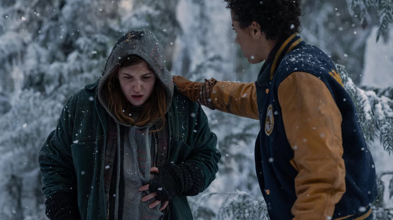 Sophie Nelisse Jasmin Savoy Brown Yellowjackets