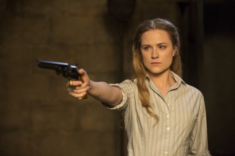 evan rachel wood in westworld episode 5 gun