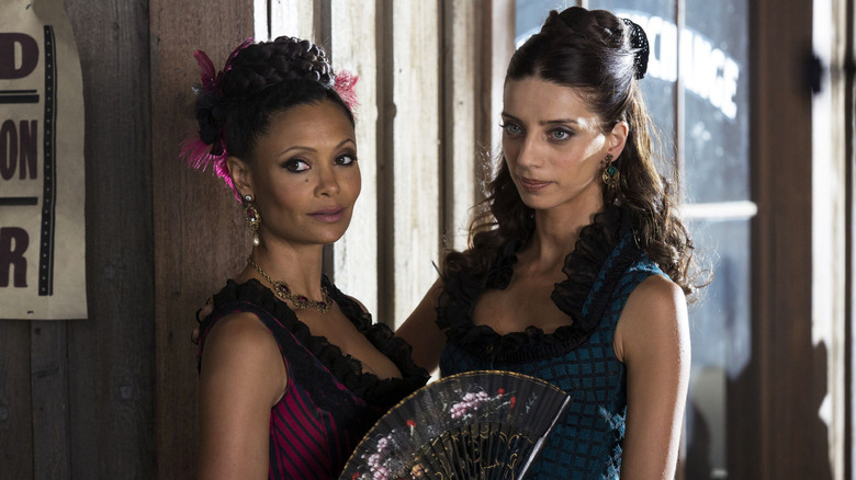 Thandiwe Newton and Angela Sarafyan in Westworld