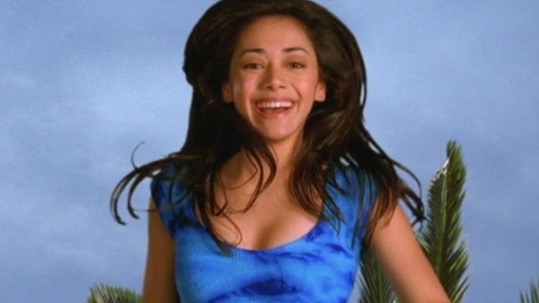 Aimee Garcia as Veronica Palmero in the opening sequence for The George Lopez Show