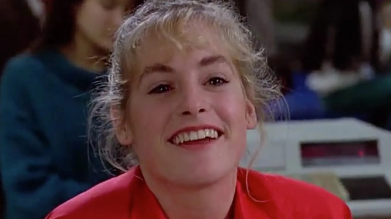 Amanda Wyss as Lisa laughing in Fast Times at Ridgemont High