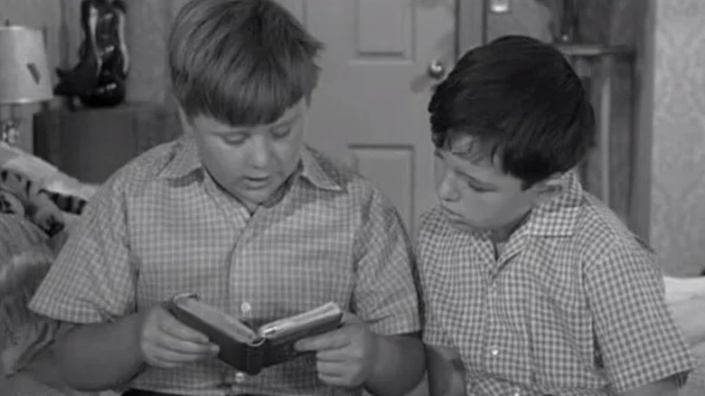 Rusty Stevens as Larry and Jerry Mathers as Beaver snoop into Larry's sister's diary in "Leave It to Beaver"