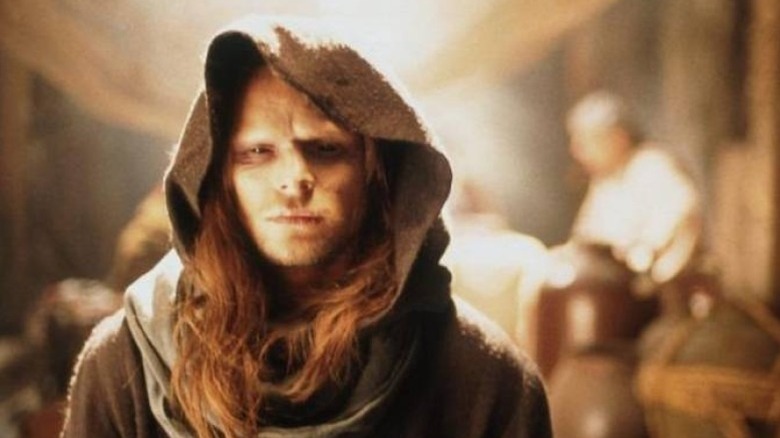 A blind, hood, Paul Areidides stands for children from Dune.