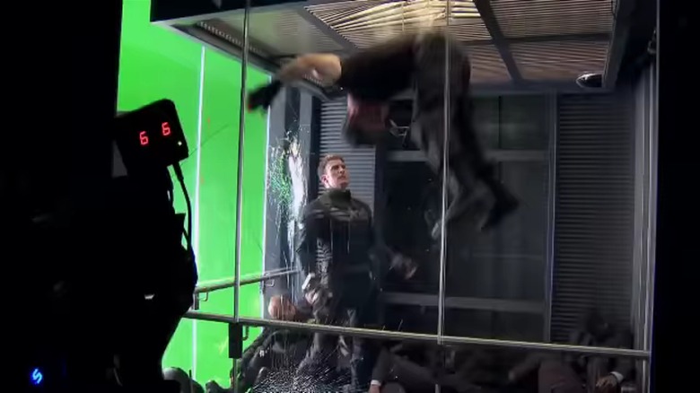 Chris Evans fighting in green screen elevator for Winter Soldier