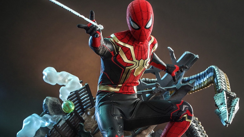 Hot Toys Sixth Scale Spider-Man Suit Gold Emblem