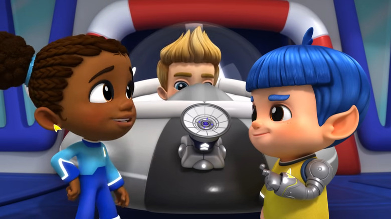 Roo and Sprocket talking outside a small ship with J.R. inside on Star Trek: Scouts