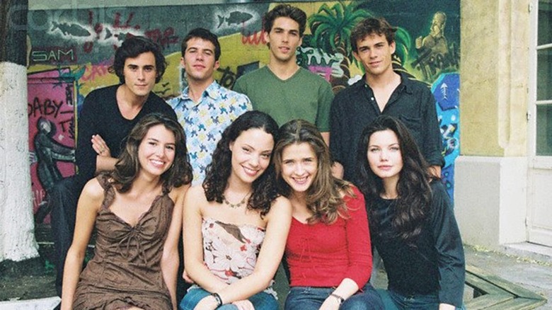 Delphine Chanéac (bottom right) with the cast of La Vie Devant Nous