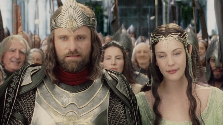 Aragorn and Arwen wearings crowns in Minas Tirith in The Lord of the Rings: The Return of the King