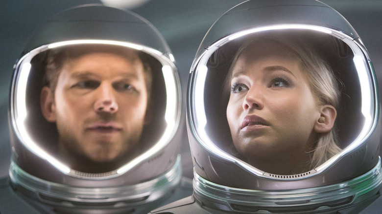 Jennifer Lawrence and Chris Pratt in Passengers