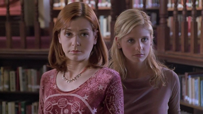 Alyson Hannigan and Sarah Michelle Gellar in Buffy the Vampire Slayer