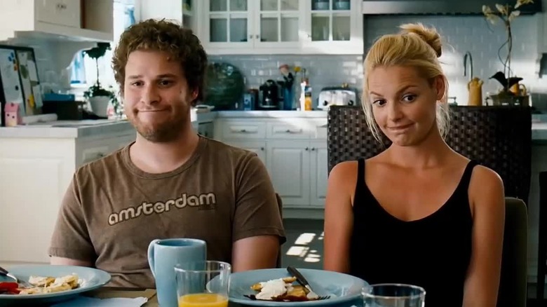 Seth Rogen as Ben and Katherine Heigl as Allison sitting at the breakfast table in Knocked Up