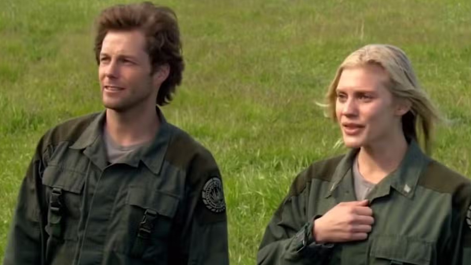 لماذا أدى الموسم الأخير من Battlestar Galactica إلى عرض مسبق بدلاً من العرض المباشر؟