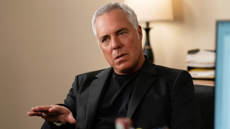 Harry Bosch negotiates his way through a case in Bosch: Legacy