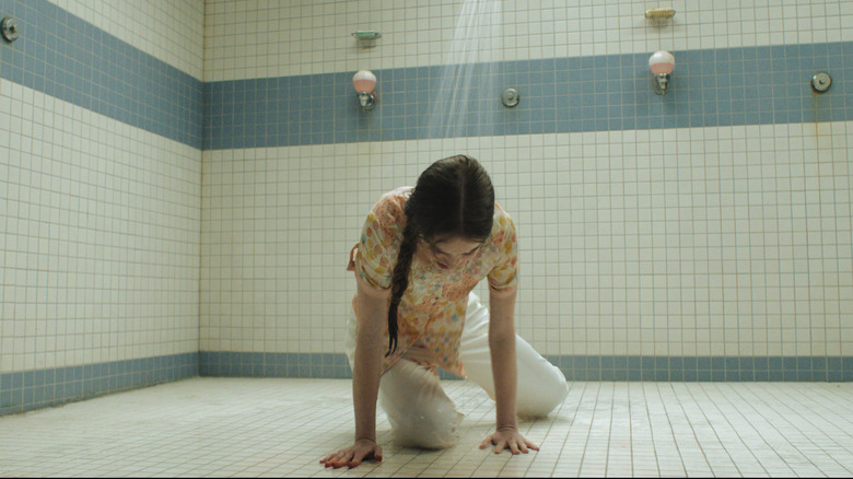 Carrie in the shower in Carrie (2026)