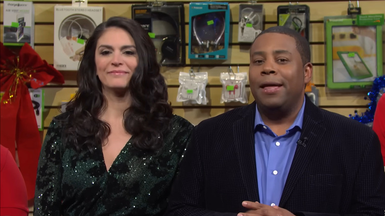 Cecily Strong and Keenan Thompson in Saturday Night Live