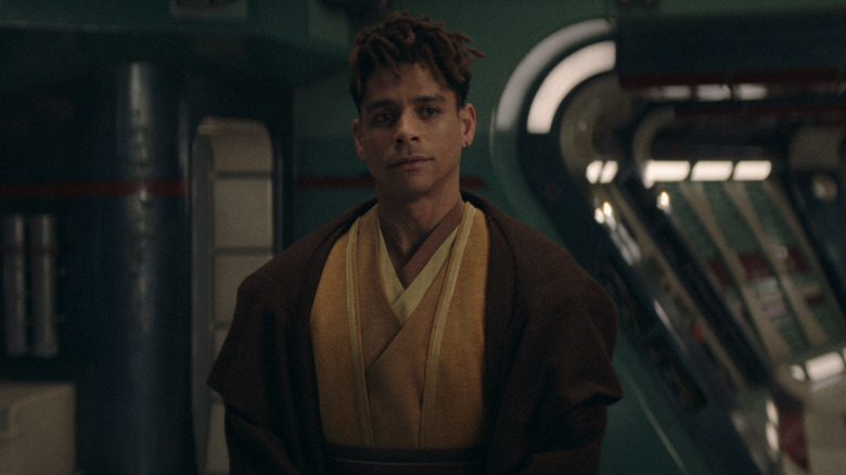 Charlie Barnett as Yord Fandar wearing Jedi Knight robes on The Acolyte