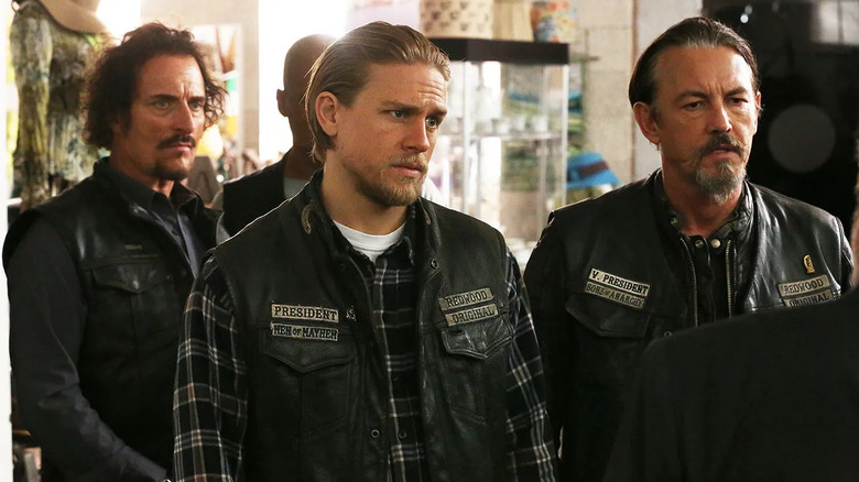 Charlie Hunnam as Jax flanked by the other Sons in Sons of Anarchy