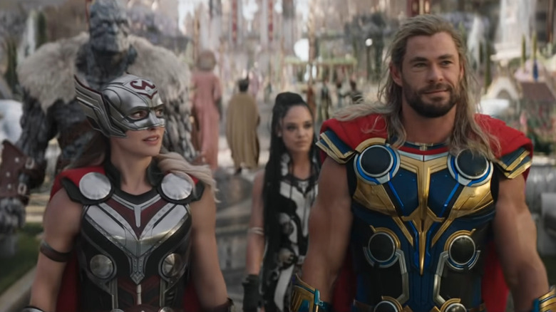 Natalie Portman and Chris Hemsworth in Thor: Love and Thunder