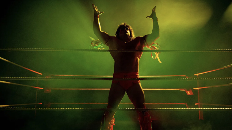 An actor imitating the Ultimate Warrior on Dark Side of the Ring