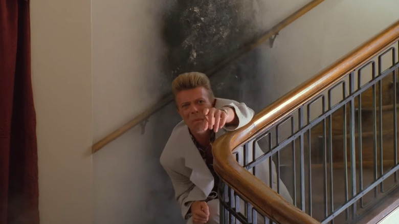 Twin Peaks: Fire Walk With Me, deleted scene of Phillip Jeffries panicking on a staircase