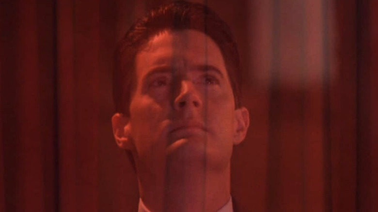 Dale Cooper is considering a red room and outside Twin Peaks