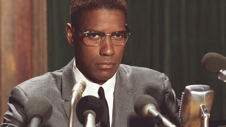 Denzel Washington with glasses in Malcolm X