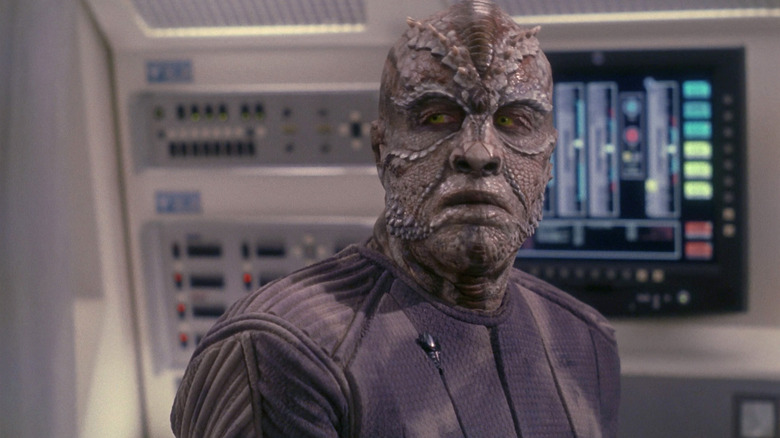 స్టార్ ట్రెక్: ఎంటర్‌ప్రైజ్‌లో జొ'కాన్ సిక్‌బేలో ఉన్నారు