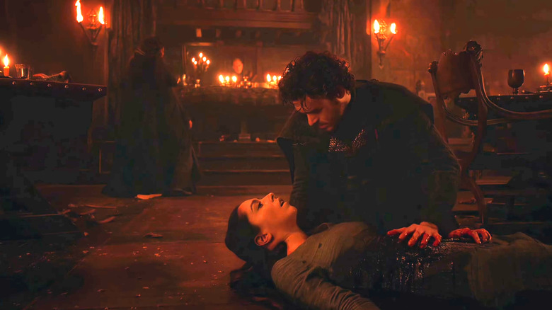 Game of Thrones, Talisa bleeding out on the floor while Robb comforts her
