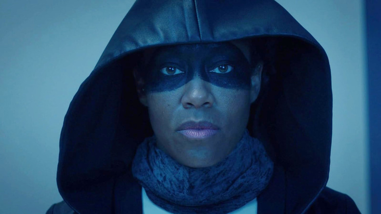 Regina King as Angela Abar in her Sister Night costume in Watchmen (2019)