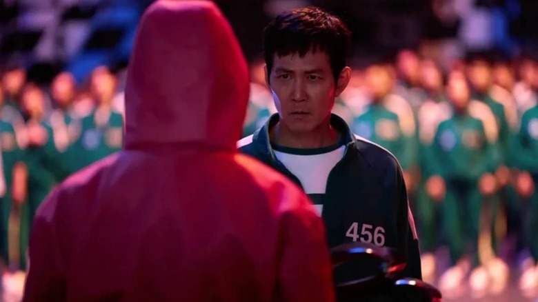 Seong Gi-Hun enfrentando um jogo de guarda em lula