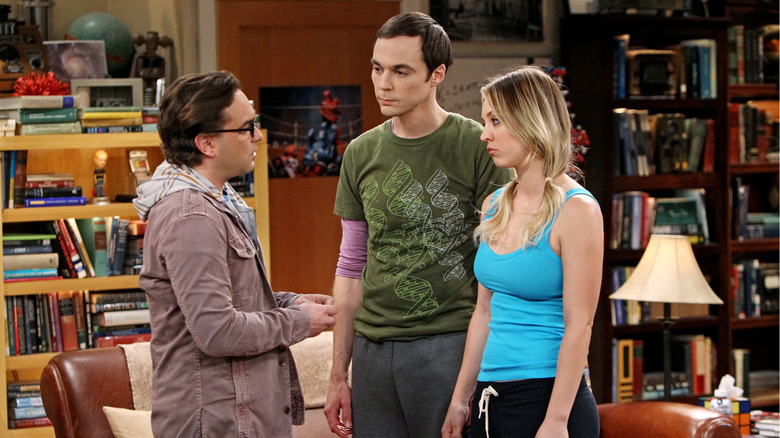 Leonard, Sheldon, and Penny talking in the living room on The Big Bang Theory