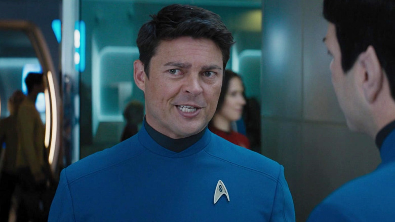 Karl Urban as Bones chatting with Zachary Quinto as Spock in Star Trek Beyond