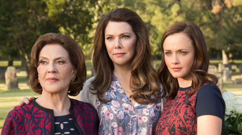 Emily, Lorelai, and Rory Gilmore outside on Gilmore Girls: A Year in the Life