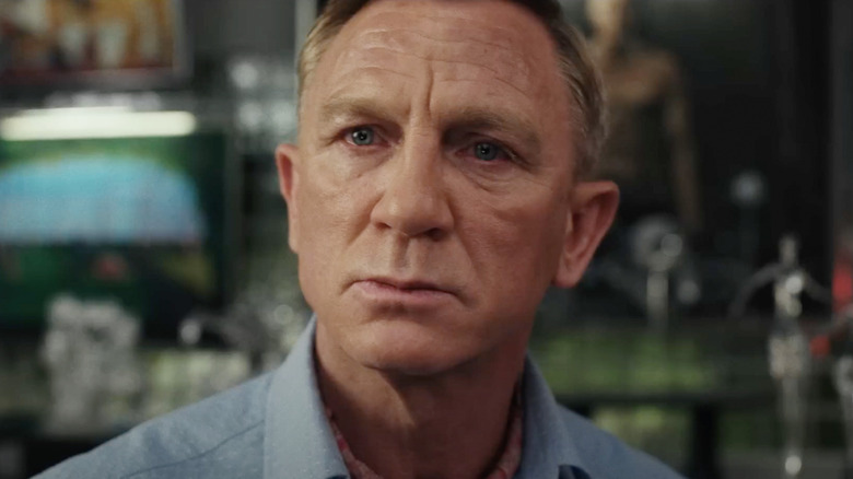 Daniel Craig in Glass Onion: A Knives Out Mystery