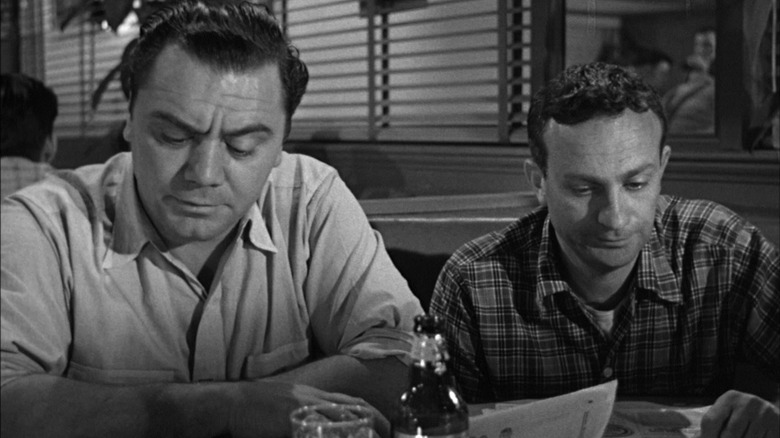 Marty Ernest Borgnine, Joe Mantell