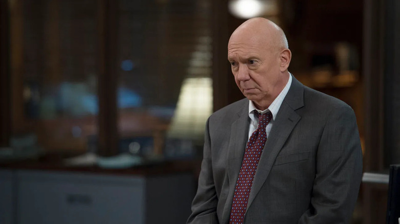 சட்டம் மற்றும் ஒழுங்கு குறித்த அணி அறையில் க்ரேஜென்: சிறப்பு பாதிக்கப்பட்டோர் பிரிவு