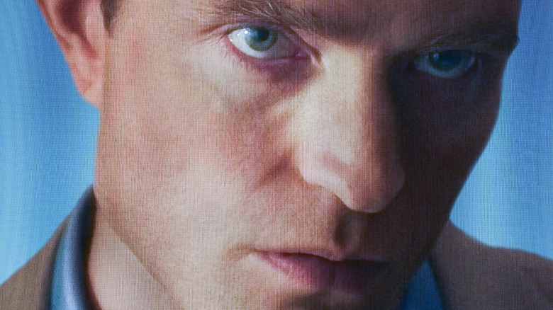 A close-up on Robert Pattinson as Chris Hansen on the poster for Primetime