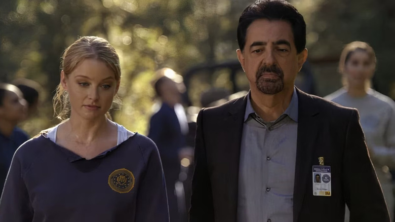 Criminal minds - Ashley Sever and David Rossi are walking together